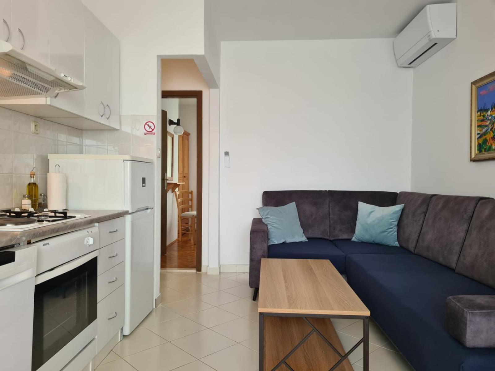Apartment Jelica - Two - A Small House With A Private Yard - Two-room With A Sea View - Free Parking *