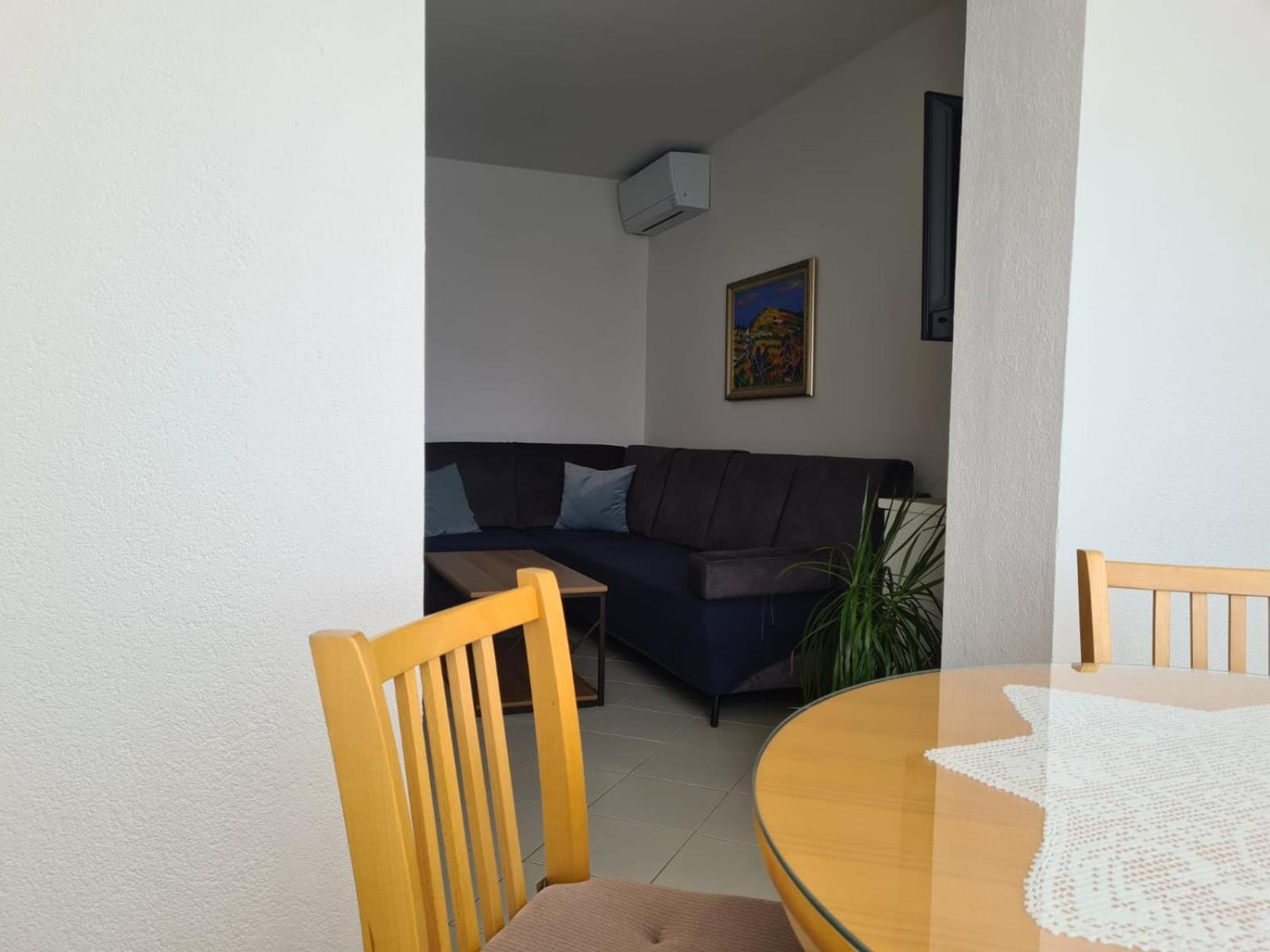 Jelica - Two - A Small House With A Private Yard - Two-room With A Sea View - Free Parking Apartment *